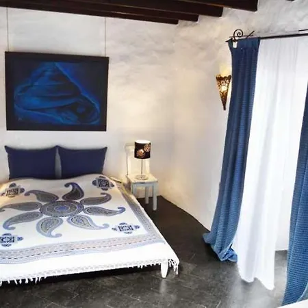 Apartamento Sleeps 2 Wifi Uga